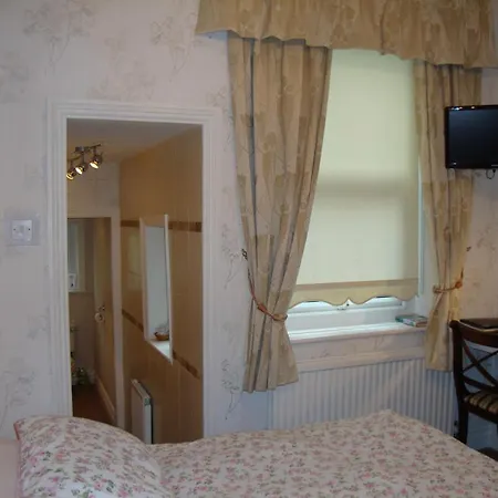 Sherwood - 4*