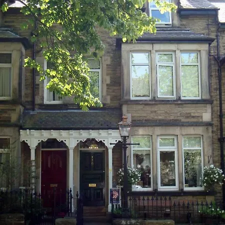 Sherwood - Bed & Breakfast 4*